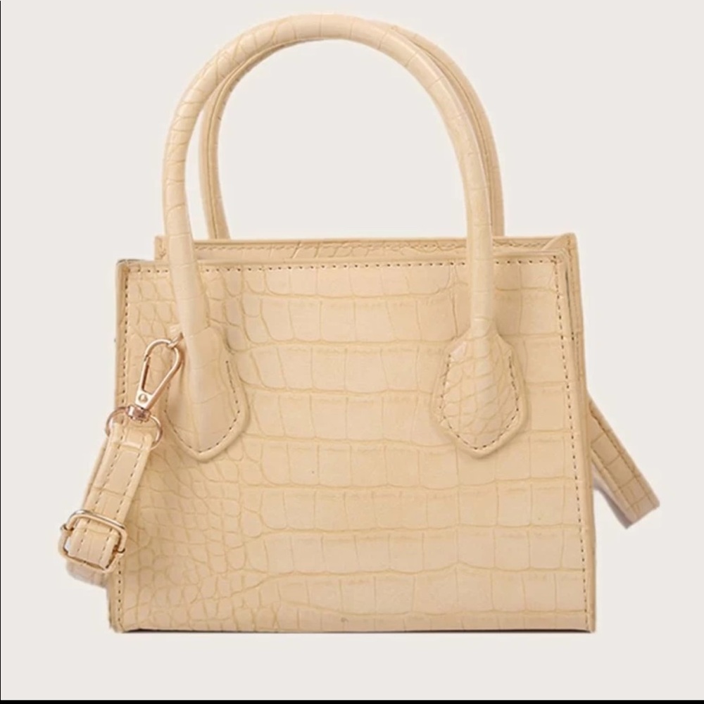 New baby yellow mini tiny handbag purse - Picture 3 of 3